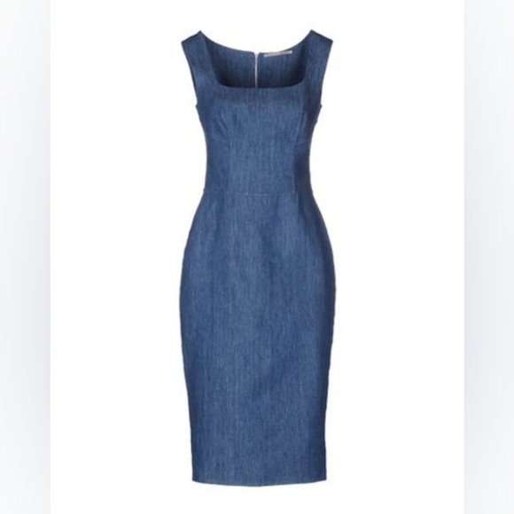 Ermanno Scervino Dresses & Skirts - 12. NWT ERMANNO SCERVINO KNEE-LENGTH DENIM DRESS